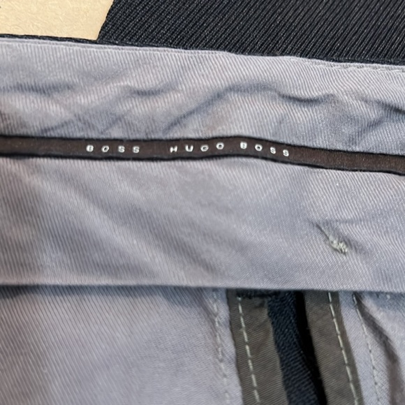Hugo boss men’s trousers size 42R - Picture 3 of 5